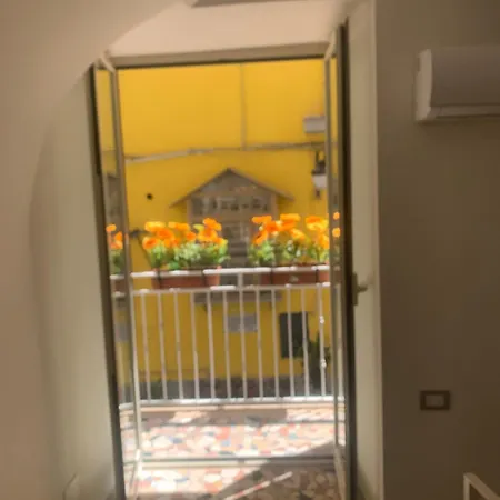 Viky House Chiaja 1 Apartment Naples