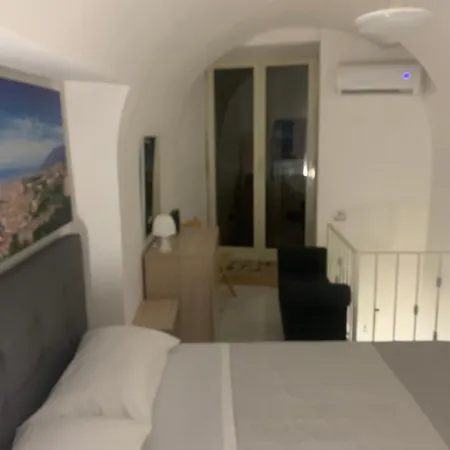 Апартаменты Viky House Chiaja 1 *