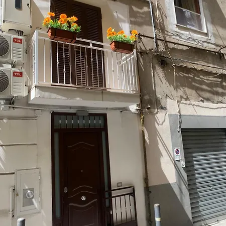 Апартаменты Viky House Chiaja 1